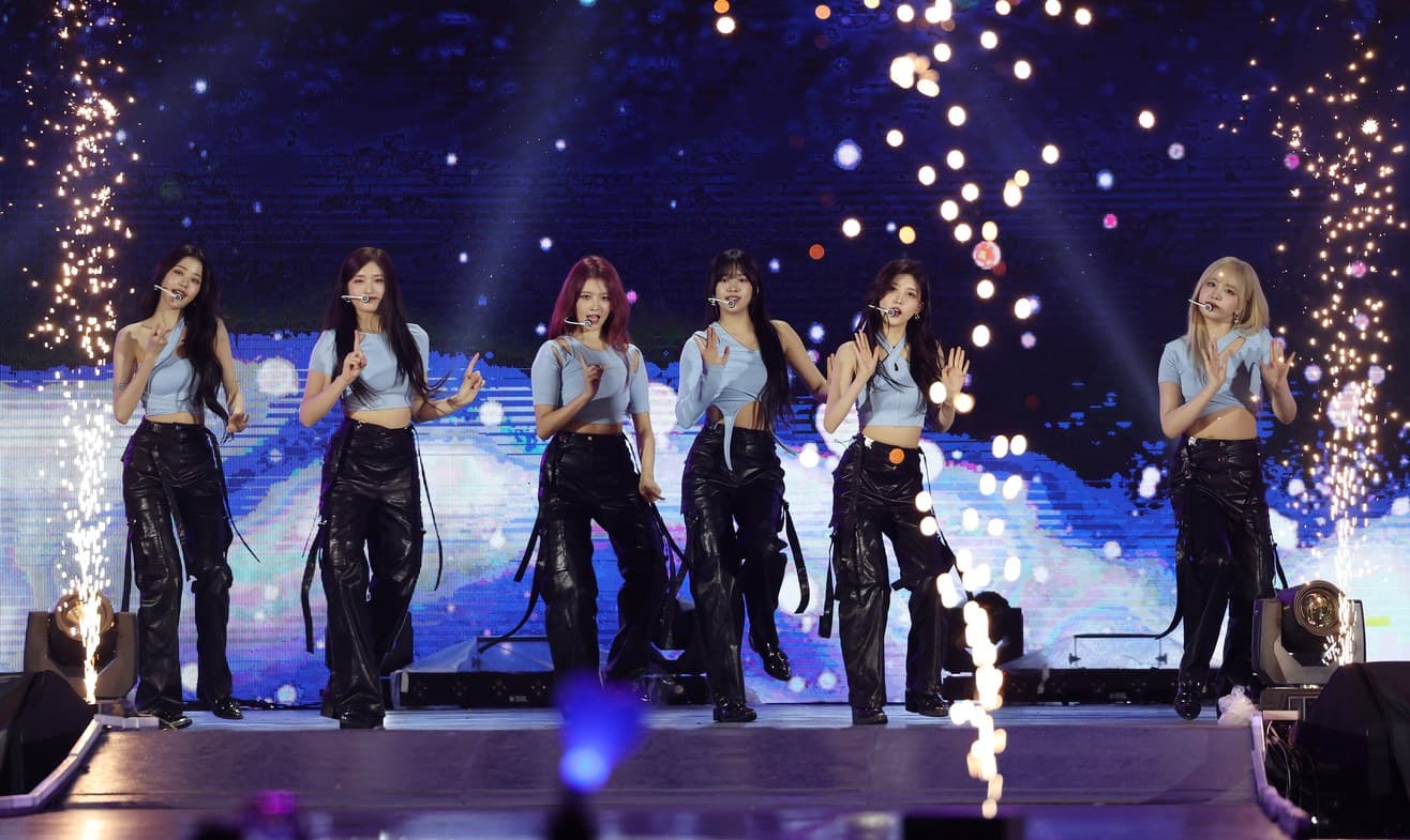 IVE gave the same result. The lineup holds; the activity does not. Photo: Korea.net, CC BY-SA 2.0