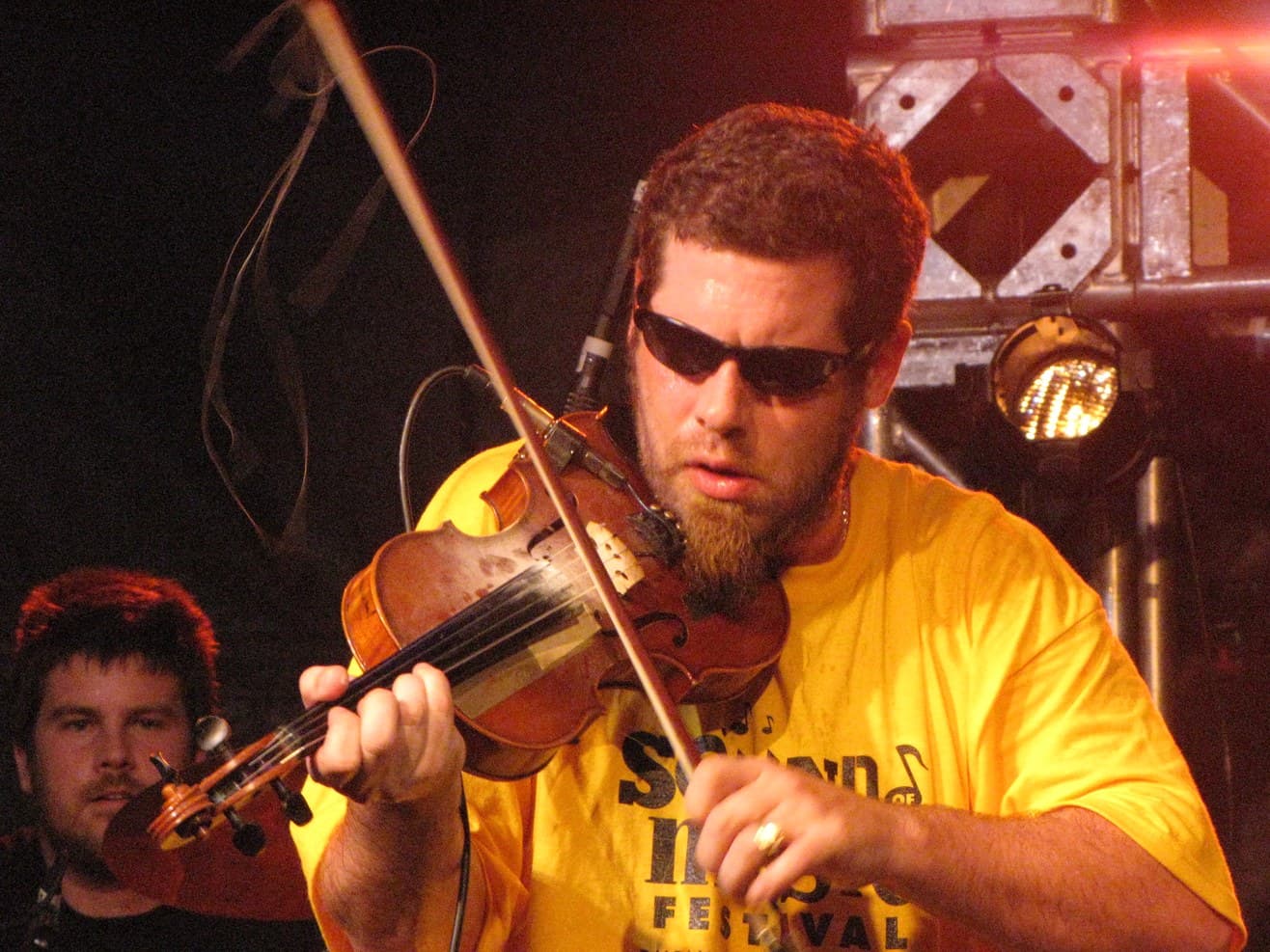 Ashley MacIsaac. Google's AI introduced him as a sex offender in a single paragraph. Photo: Tabercil, CC BY-SA 3.0